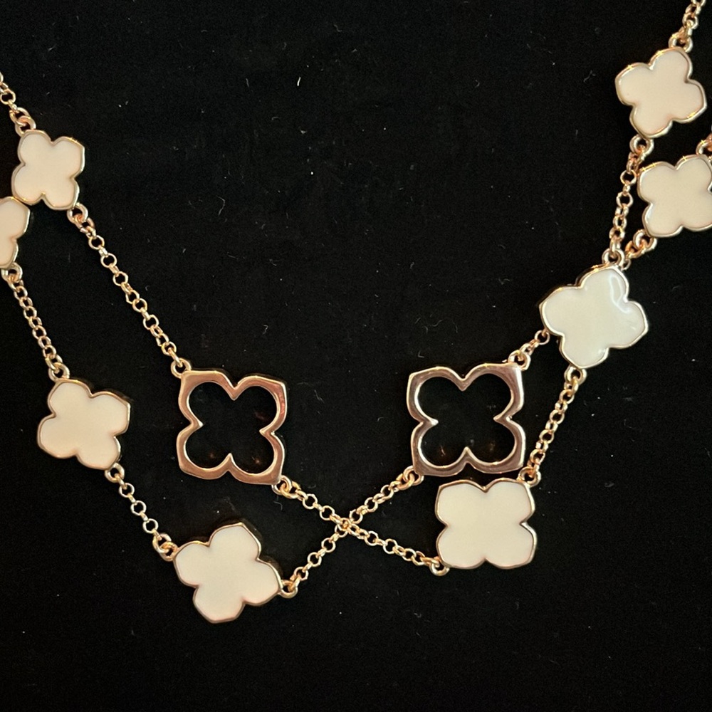 Elegant Gold and White Clover Necklace - Picture 4 of 6